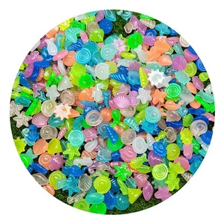 أحجار مضيئة تتوهج في الظلام